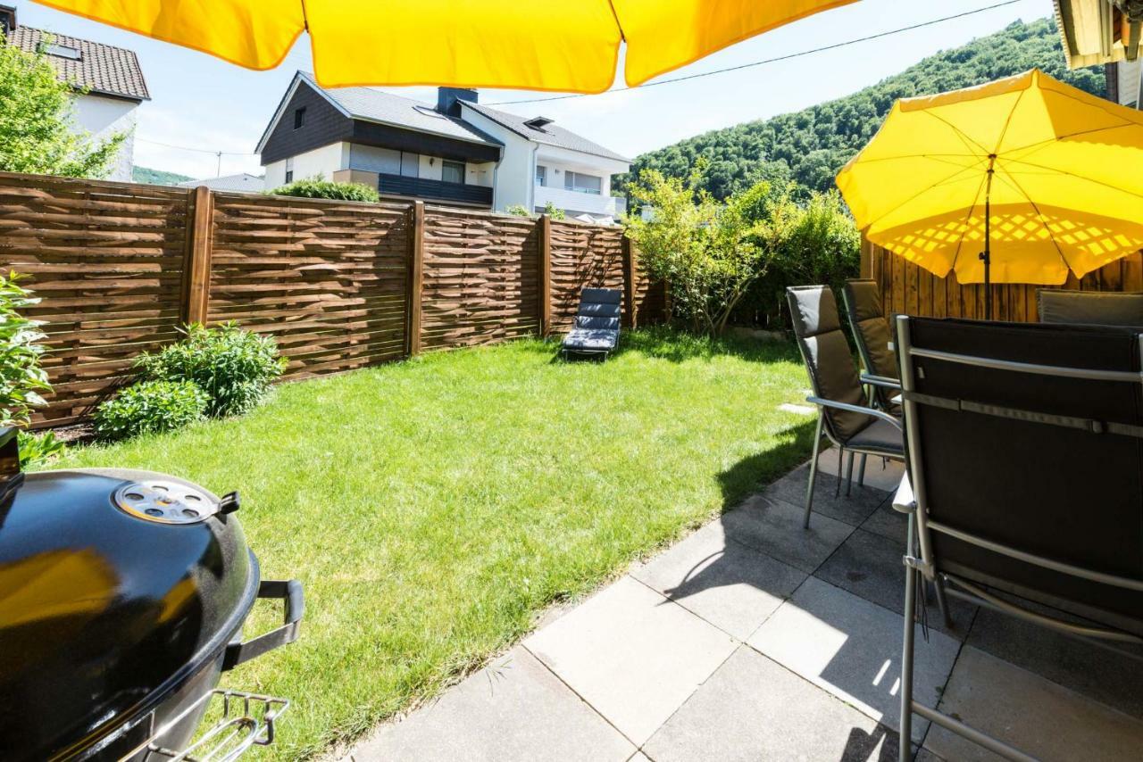 Ferienhaus Vier Jahreszeiten Бад Урах Екстериор снимка